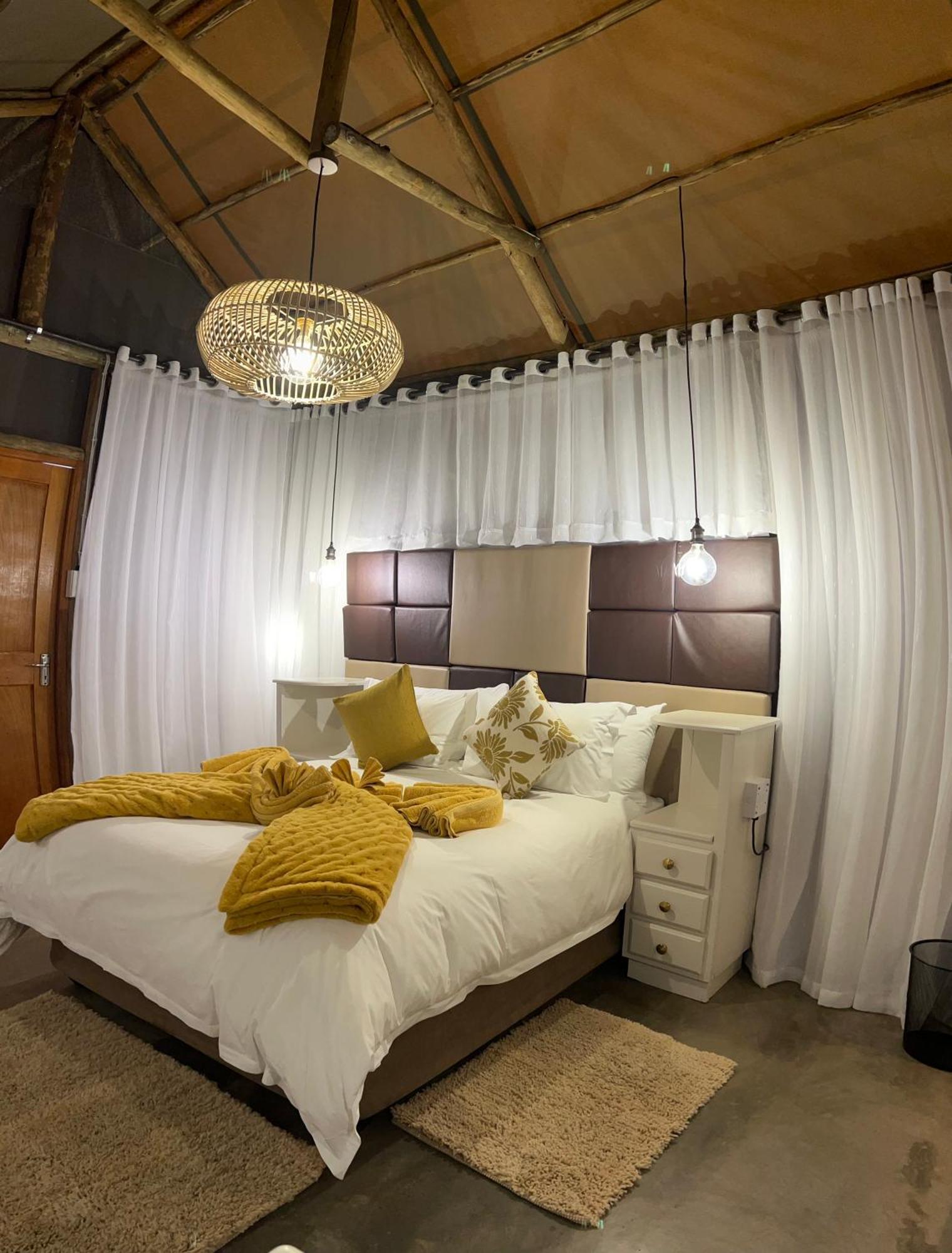 Lapa Lange Game Lodge Mariental Exterior photo