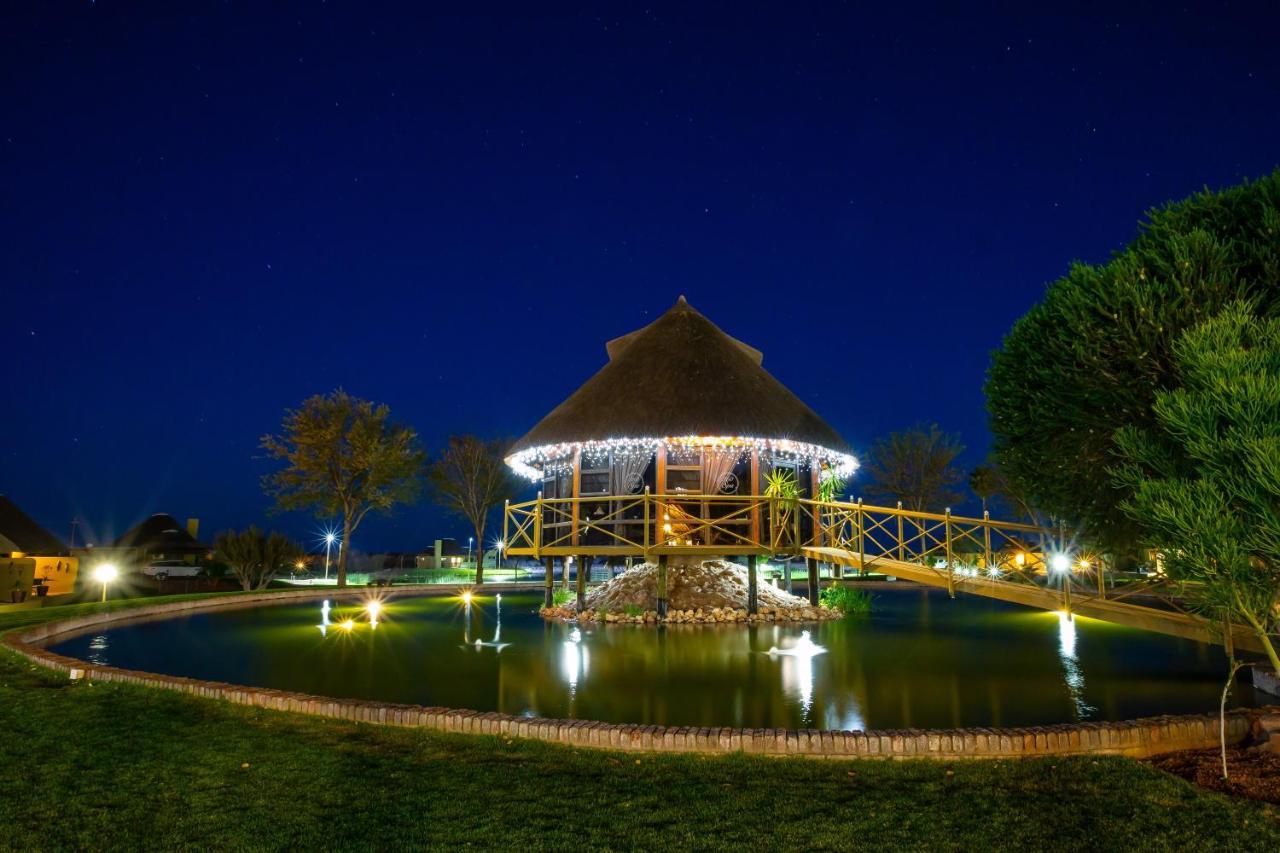 Lapa Lange Game Lodge Mariental Exterior photo