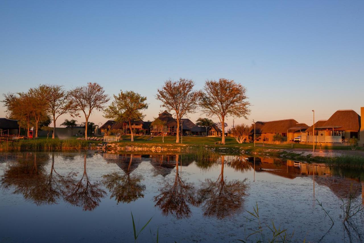 Lapa Lange Game Lodge Mariental Exterior photo